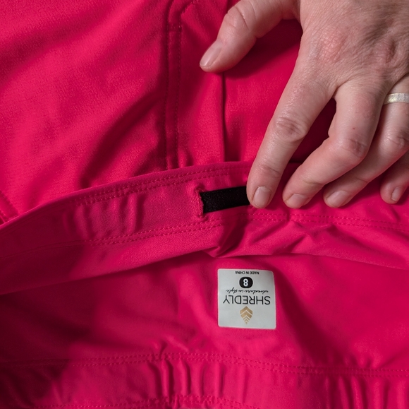 Shredly hot pink MTB shorts - Picture 2 of 3